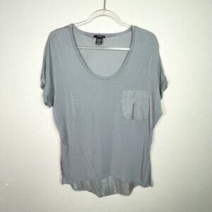 RHAPSODY Gray Pocketed Tee w/Satin Back Size M